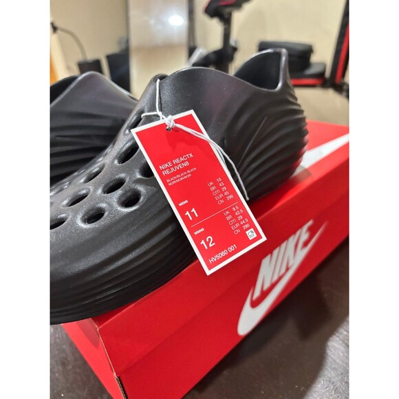Nike ReactX Rejuven8 Triple Black Size 11 Mens HV5060-001 - Picture 6 of 8